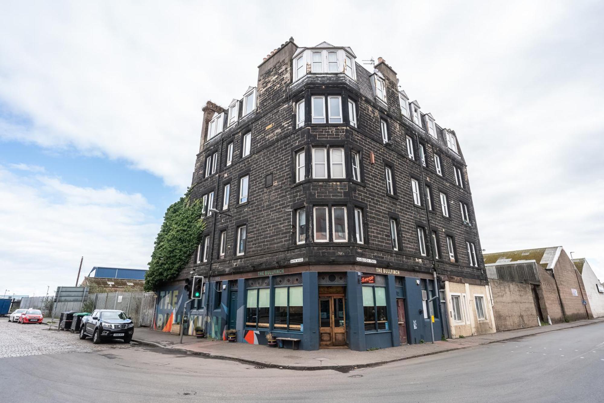 Апартаменты Pass The Keys Trendy Historic Flat Sleeps 4 To 6 Near Leith Shore Эдинбург Экстерьер фото